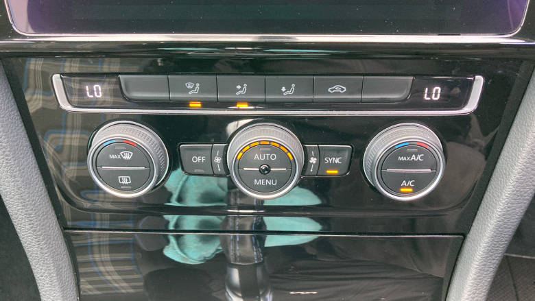 Volkswagen Golf 1.4 TSI GTE 5dr DSG Hatchback